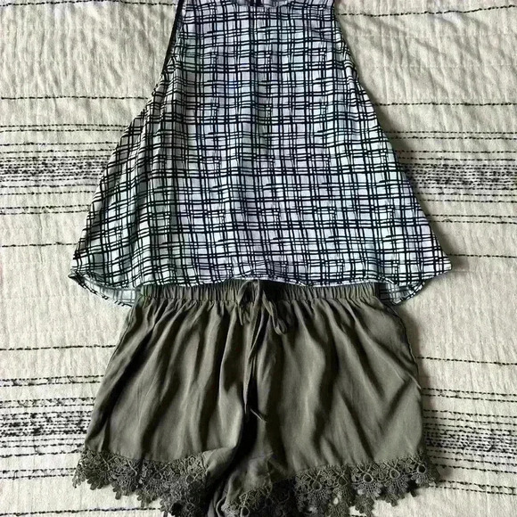 Streetwear Society Women’s Embroidered Green Euro Summer Casual Shorts Small - Picture 4 of 6